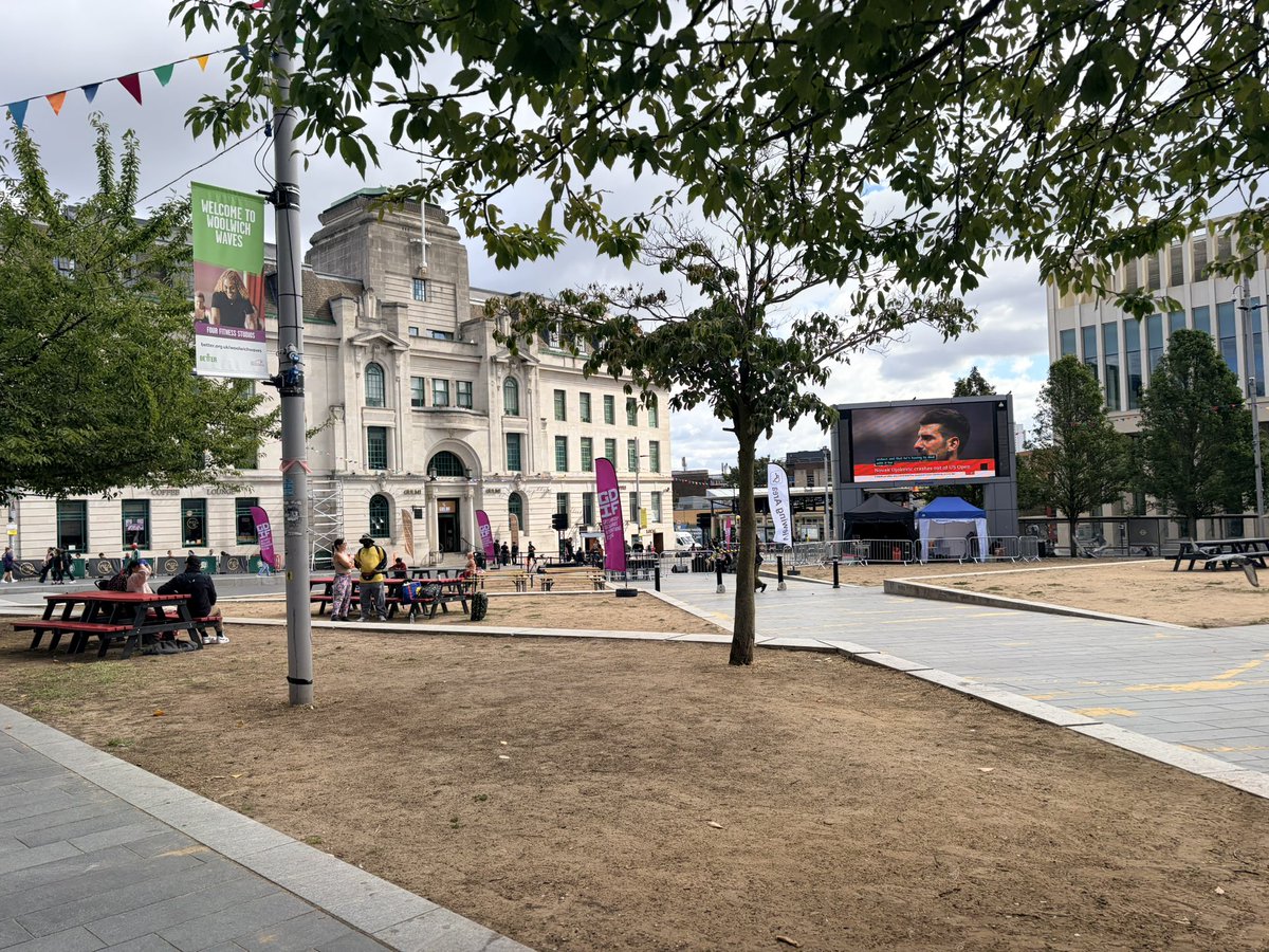 MyWoolwich's tweet photo. β@GDIFestival setting up for a few shows this afternoon in #BeresfordSquare #Woolwich!
From 2pm - 4:30pm
Check it outβ¦
https://t.co/7t2xQ60Y9v
#GDIF #Greenwich #Docklands https://t.co/tqd7s7zDUN