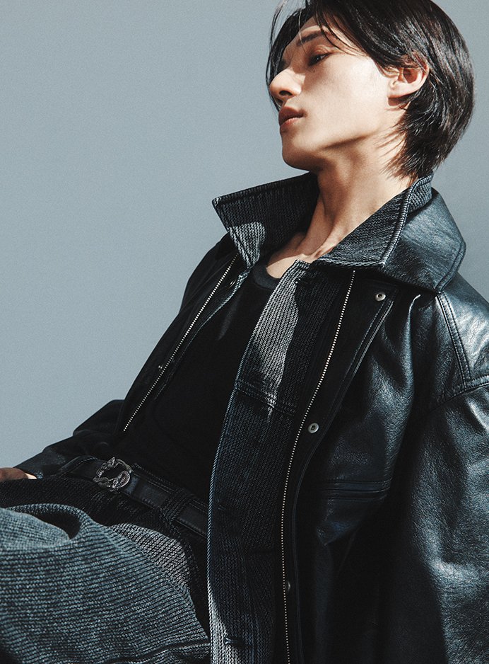 ATEEZUD's tweet photo. [📷] WOOYOUNG on STUDIO TOMBOY Official Website — 2026 F/W Campaign "SILENT NOISE" Launch
.
#ATEEZ #에이티즈 #WOOYOUNG @ATEEZofficial https://t.co/hNbVkxzjXZ