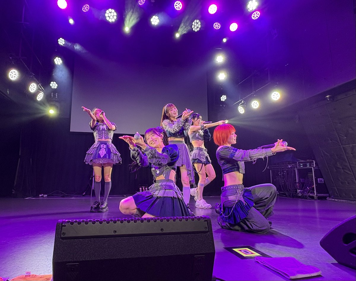 fuuu_jwl's tweet photo. 2026.8.31 amini 『Beats』
 @ Veats SHIBUYA

セトリ
1. ECHOES 
2. Dream Diary Darlin'
3. ラストノート
4. CHILD LADY 
5. 僕らの証明
6. Polaris

多くの人が待望の(?)DDD撮可でした！
#アミニセトリ
#amini https://t.co/OowoKBa5NU