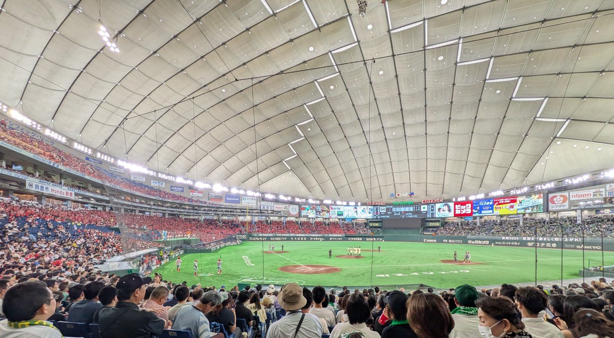 THOMAS_8888's tweet photo. 昨日都市対抗観てきたけど土日とはいえ序盤なのに凄い人やったわ
いつからこんなコンテンツになったんや…？ https://t.co/DvLpmWvSfN