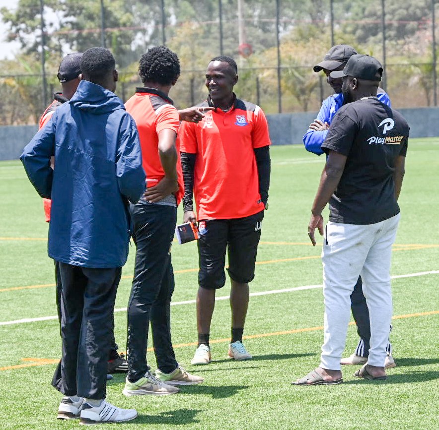 AncentMuema48's tweet photo. A new chapter begins. 📊⚽ https://t.co/J2f2nC3AjQ