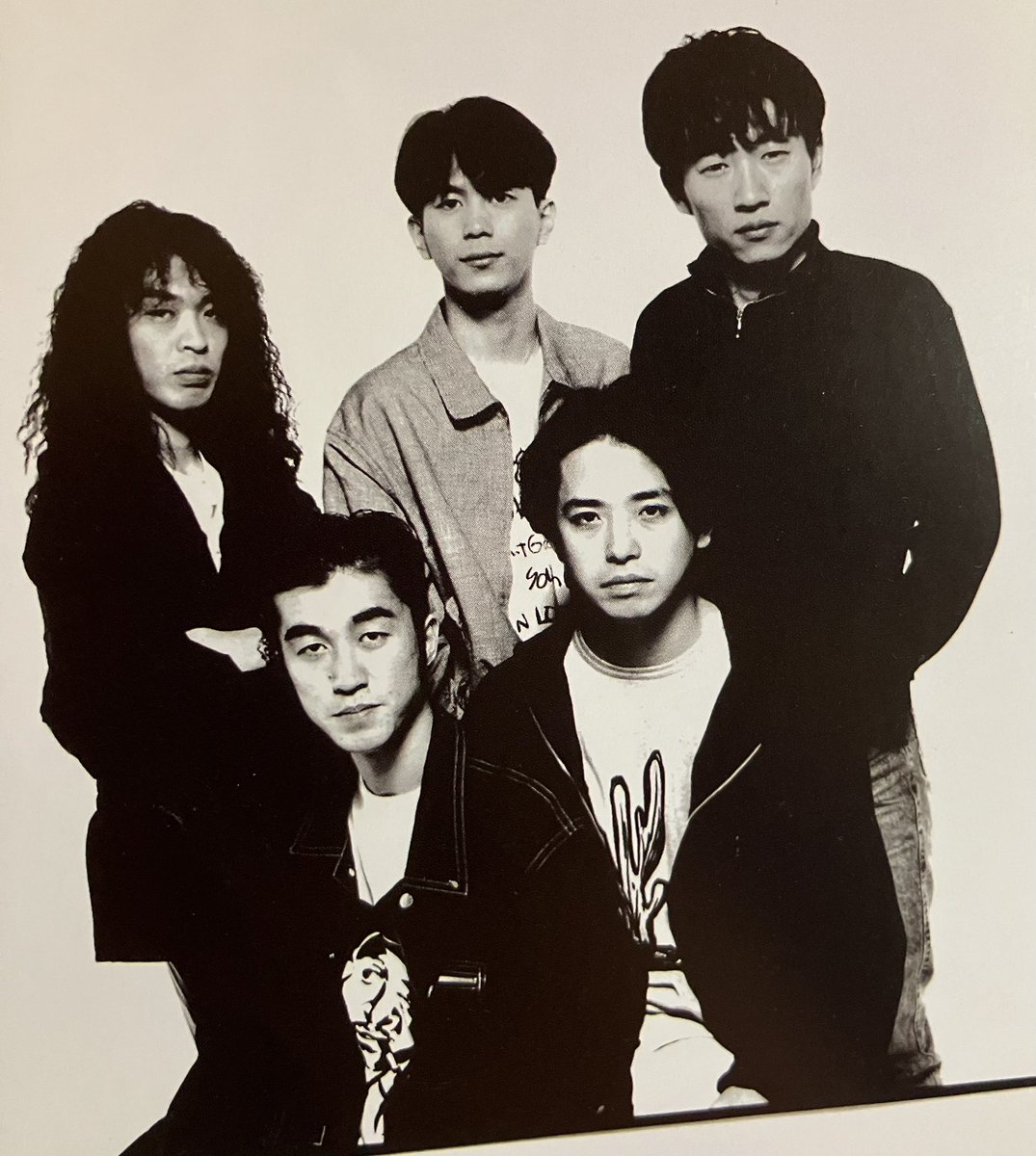 hanamogera20's tweet photo. 奥田民生
「たとえば“土砂降りの野音”とか、そういうバンドのイメージを象徴するような場所があったりするじゃないですか。そういうものが何もないから、そういう意味では、会場はどこだっていいんですよね」

#ユニコーン https://t.co/G6K83e75CP