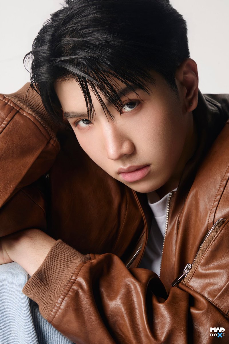 madXofficial_ch's tweet photo. มาแล้ว! ภาพเซ็ตเต็มจากรายการ #madNext ของสองหนุ่ม #ซีคีน 📸✨
เก็บมู้ดสบายๆ ของทั้งคู่มาฝากกัน
เซฟรูปที่ชอบ แล้วอย่าลืมติดตามชมรายการเต็มด้วยนะครับ 💬🤍
📍ที่ https://t.co/ihBAEIfQFh👉@madXCreativeCreatureTalk
#SeaKeen #madNextxSeakeen #แรงโน้มถ่วงระหว่างเรา #WEIRDO101Series https://t.co/p0Pf7jGZyT