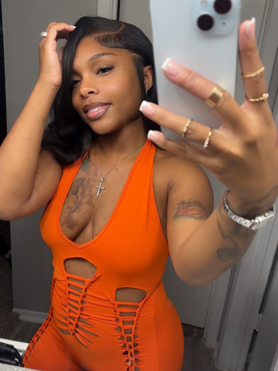 Terrymobbybhf2's tweet photo. Morning friend 🧡 😍🥰🤪 https://t.co/mt2IhsLOnW