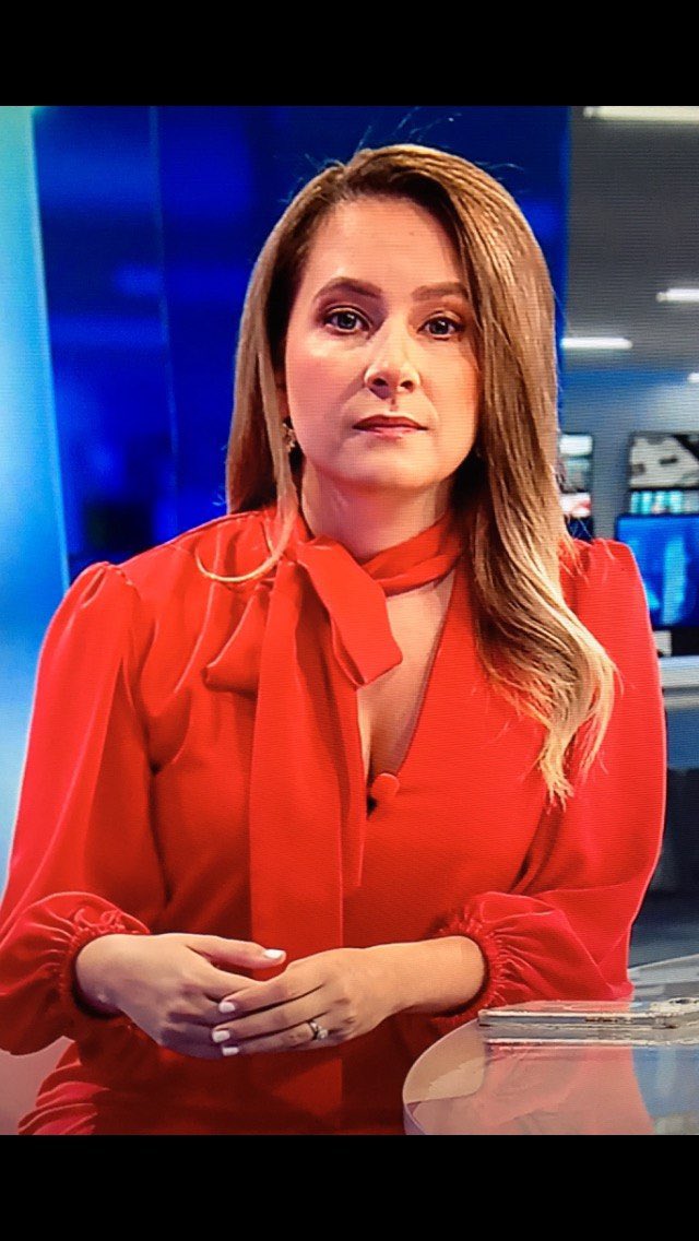 perrooguasoon's tweet photo. Hola @_NinaAndrade muy buenos días, aquí viéndote @adnnoticiasmx 😍😍😍😍 https://t.co/8V7LiRl35U