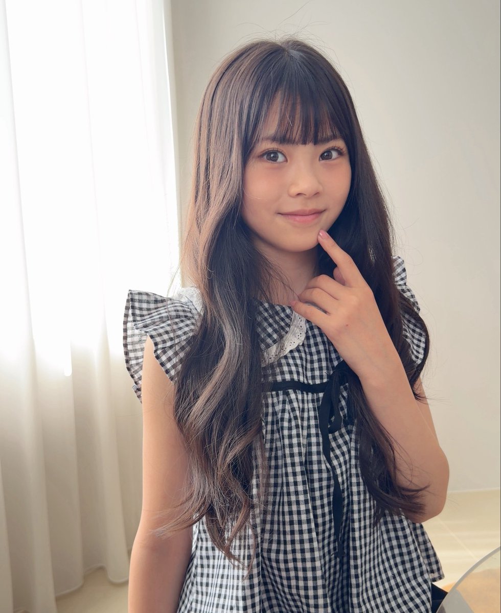 maikawa_yuno's tweet photo. 本当は切ってないよ🩷
AIすごい👏
でも切りたいなぁと思ってるんだぁ🥰
ロングとボブどっちがいいかなぁ❣️ https://t.co/Qql3G0sqOO