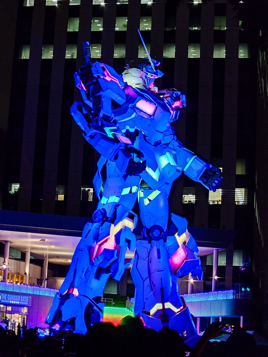gdam429mk2's tweet photo. 急遽思い立ち、最後のユニコーン立像見納めに来ました！
レインボーユニコォォォォン！！！！！ https://t.co/EvCAp4imgP