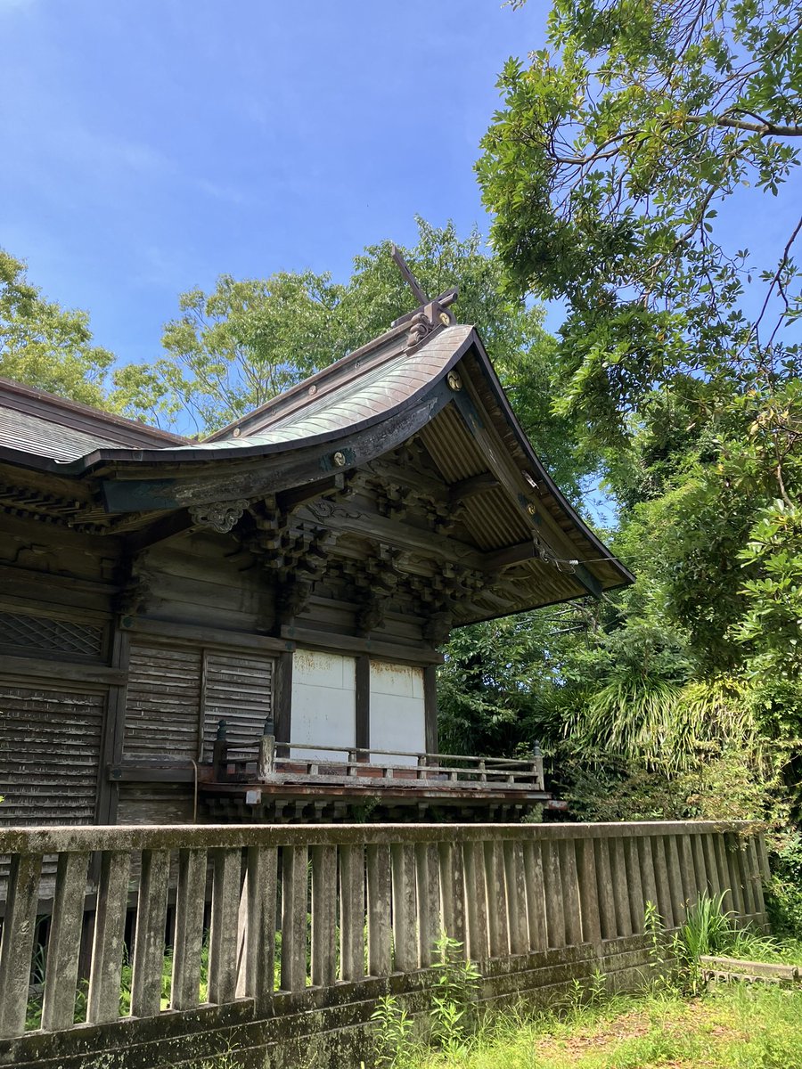boabored's tweet photo. #遠見岬神社 宮司様のご厚意により一ヶ月越しにて #御朱印 を拝受🙏
豪雨の事もあって無理なお願いだったと悔いてもいたけど、御縁を感じずにはいられない安房神社(忌部氏)の流れを汲むお社であり、さらに九百九十九体目の御朱印が遠見岬神社であったらなぁ〜…と言う願い🙏ありがとうございます。 https://t.co/9wx62AY1yF
