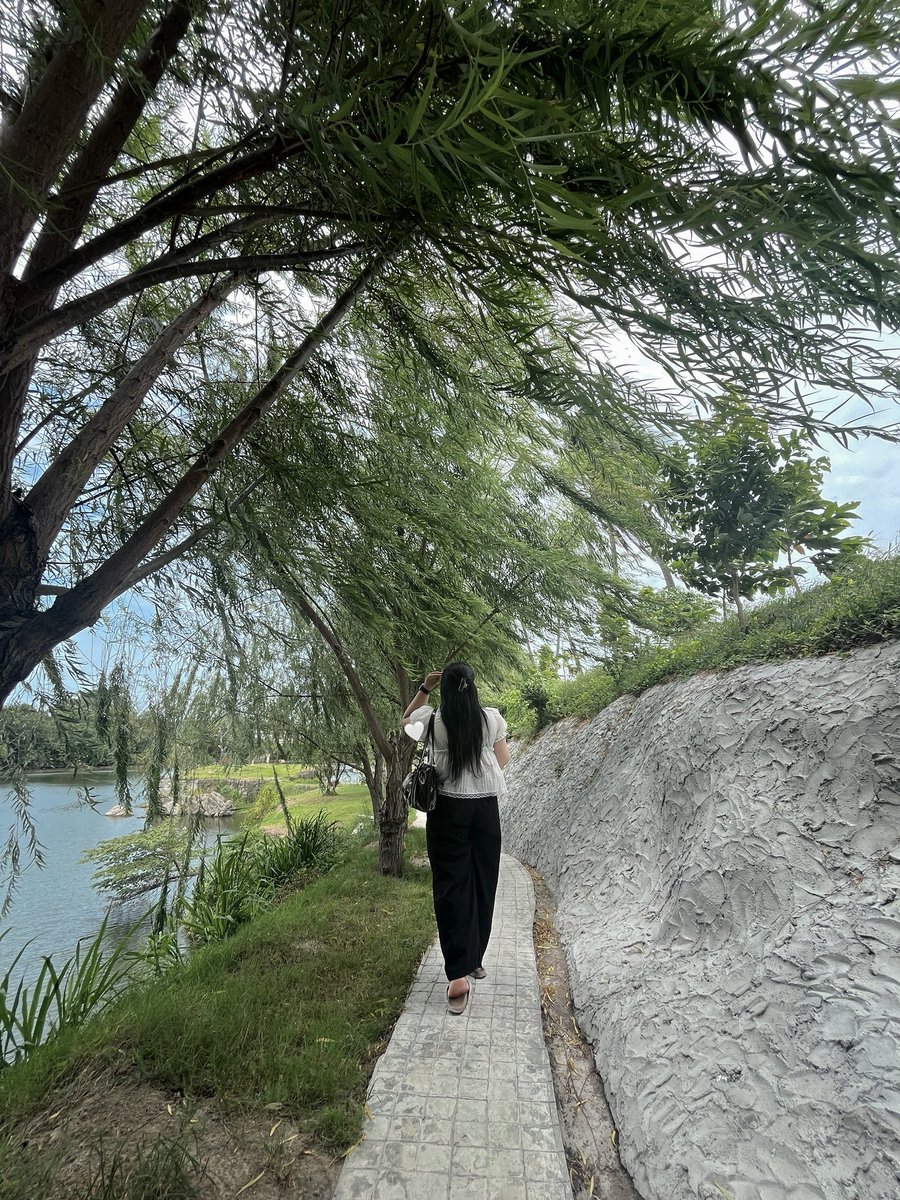 Bby_ypsy's tweet photo. Day off ลองออกไปใช้ชีวิตบ้าง ☕️🤍 https://t.co/0oF50fSDIq
