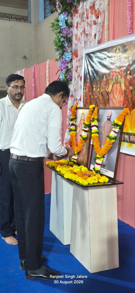 shri_kys's tweet photo. सिलवासा में वीरांगना वंदन कार्यक्रम का आयोजन 

श्री क्षत्रिय युवक संघ के दक्षिण गुजरात संभाग के वापी प्रांत के सिलवासा में स्थित लायंस स्कूल में 30 अगस्त को वीरांगन वंदन कार्यक्रम का आयोजन किया गया। कार्यक्रम में मातृशक्ति सहित सिलवासा, सूरत व वापी शाखाओं से स्वयंसेवक शामिल हुए। https://t.co/mXiqqHy167