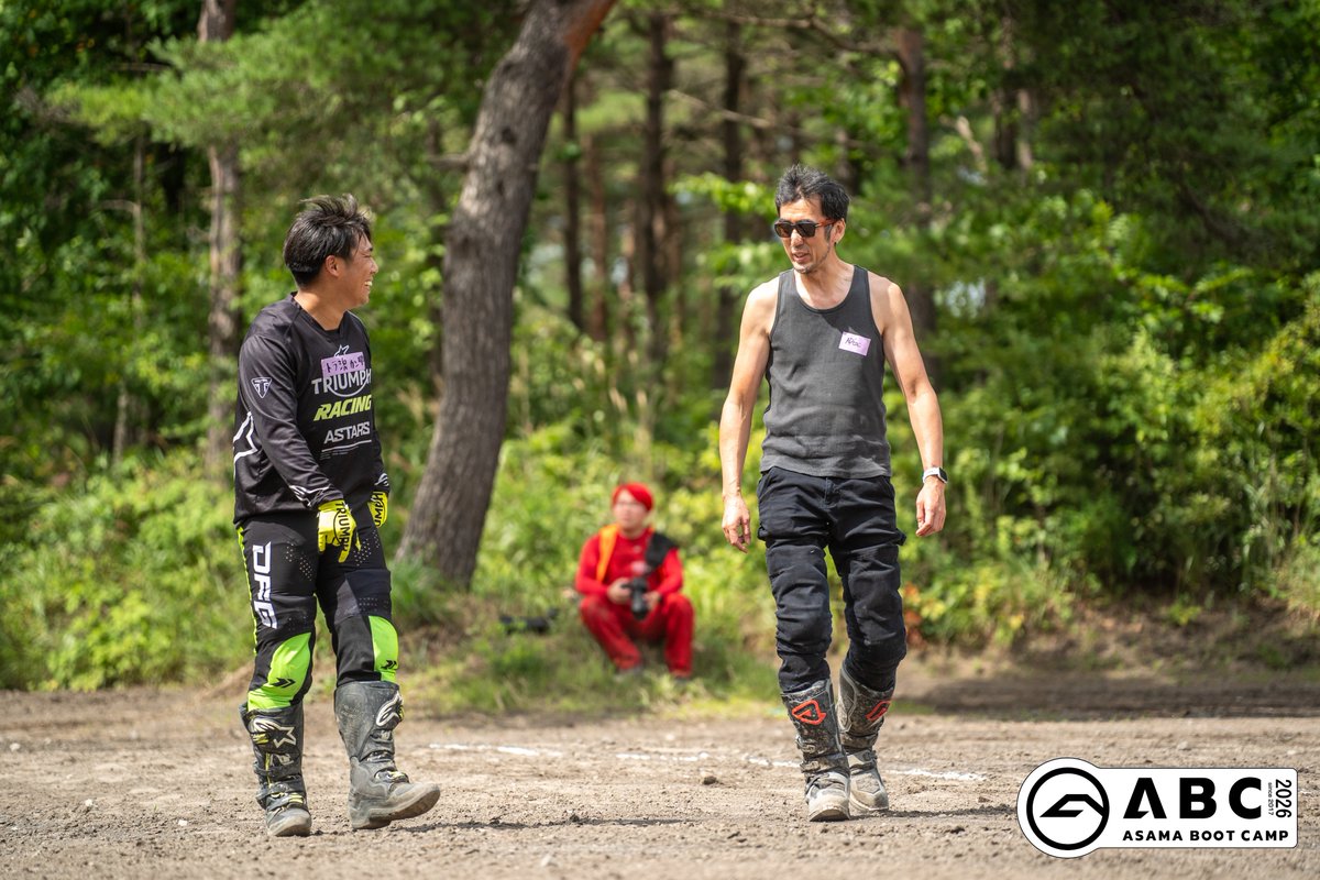 speedtwin223's tweet photo. #asamabootcamp 

＠kokey_mx
＠geektakagi
@yuriyu0416
カメラマンチーム
いつも超カッコいい
お写真ありがとうございます！
DAY1のミニゲーム
TIGER900RallyProで
走れて楽しかったなぁ😆

4枚目は下見の時tacさんに
「皆と見るところ違うねぇ！」
って言われて盛り上がったときです😂 https://t.co/UJSTXdAWLf