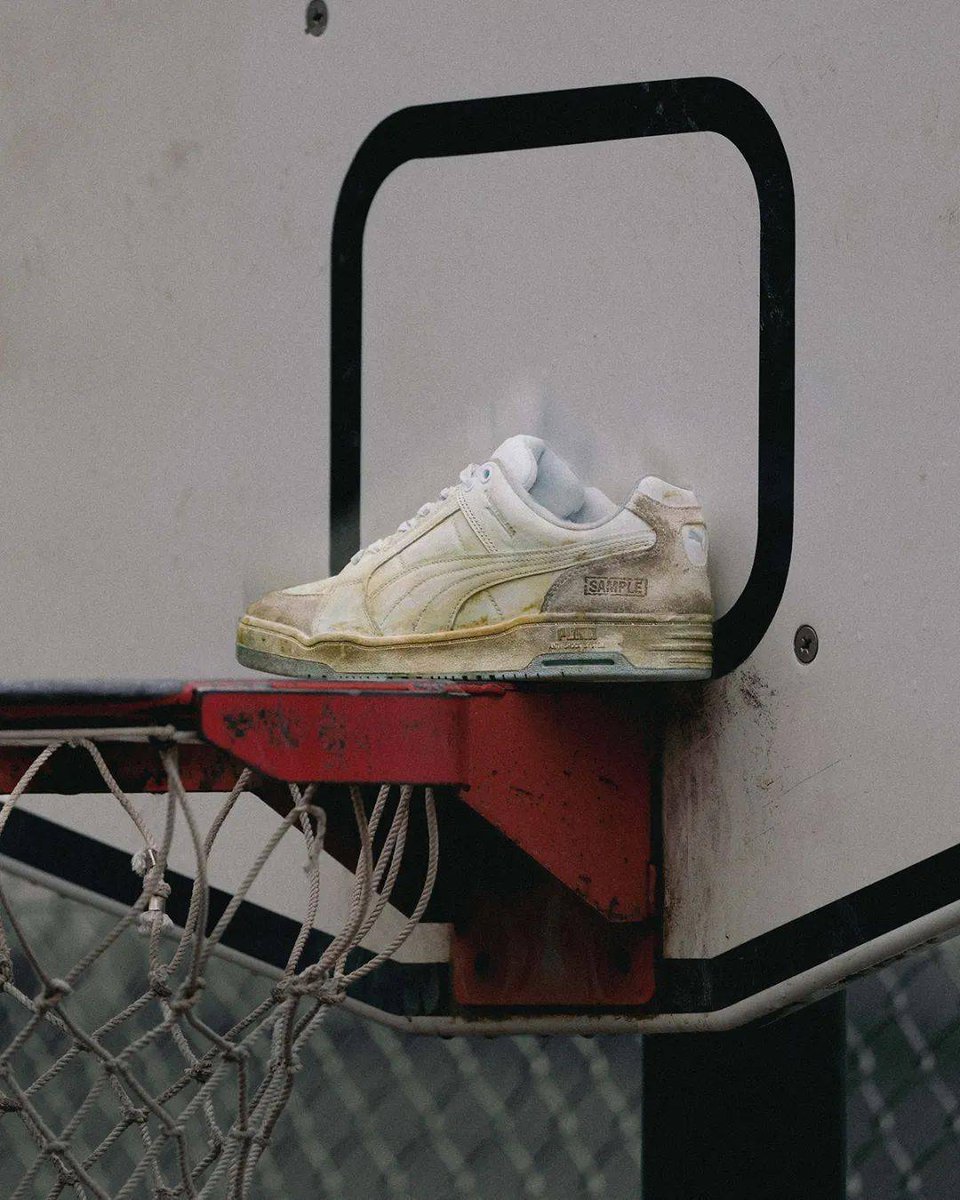 zybun's tweet photo. [Woke up to find my old running shoes that gathered dust for a year now fit again—small win that made my morning feel full of hope for new days ahead. 早起发现搁置一年的旧跑鞋又能穿了，这份小欣喜让清晨满是对新日子的期待。] https://t.co/oV00HTTH6p