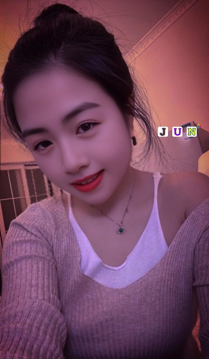 junbiiz's tweet photo. Ai rước em đi đâu đi! https://t.co/ybPtU9Iw2W