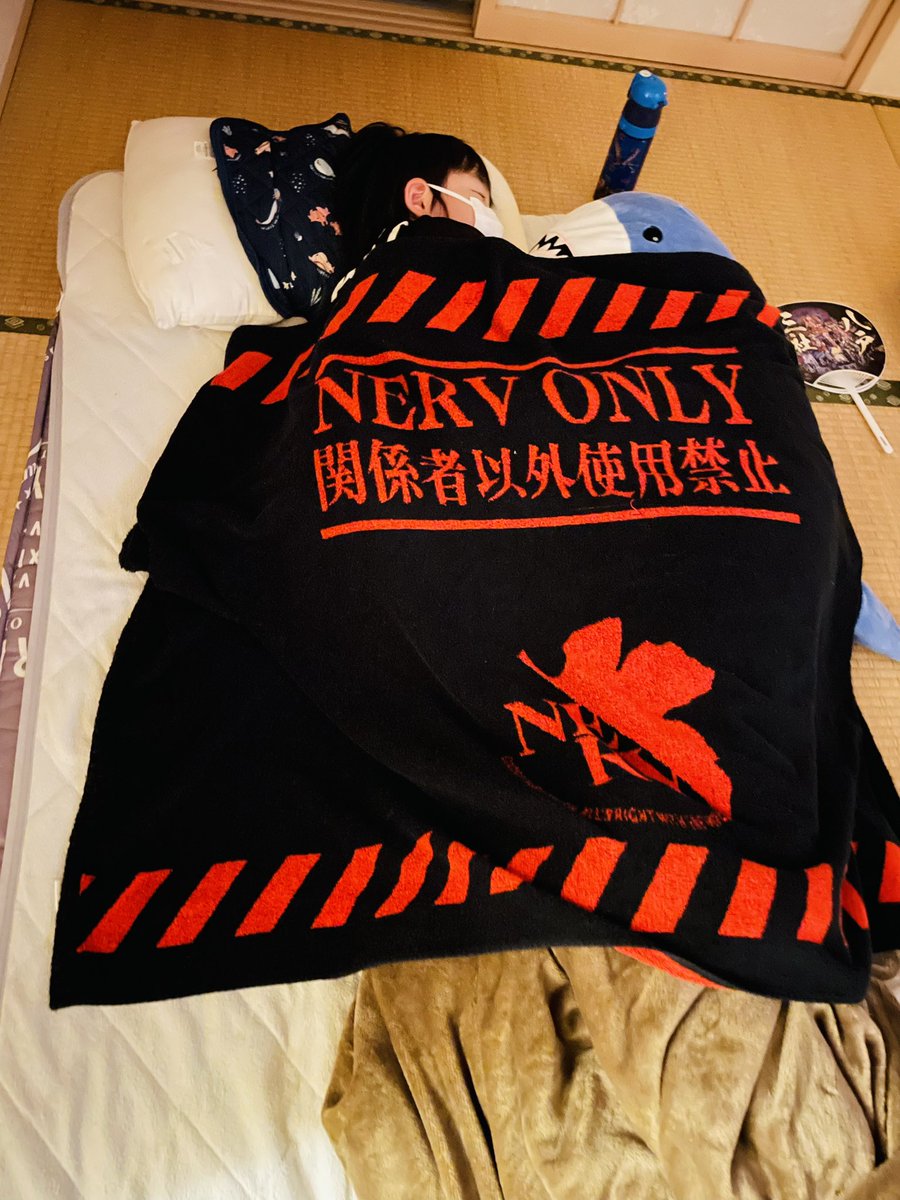 suppin0114's tweet photo. インフル、うつる気しかしないよね…
まじ恐怖。
家の中の半分インフルとかさ。
消毒と手洗いしすぎて手がカッピカピよ。
マスクで口元汗だくよ。

ほんと、明後日から期末テストの娘にだけはうつらないように気をつけないとよ。 https://t.co/p883WBxkjV