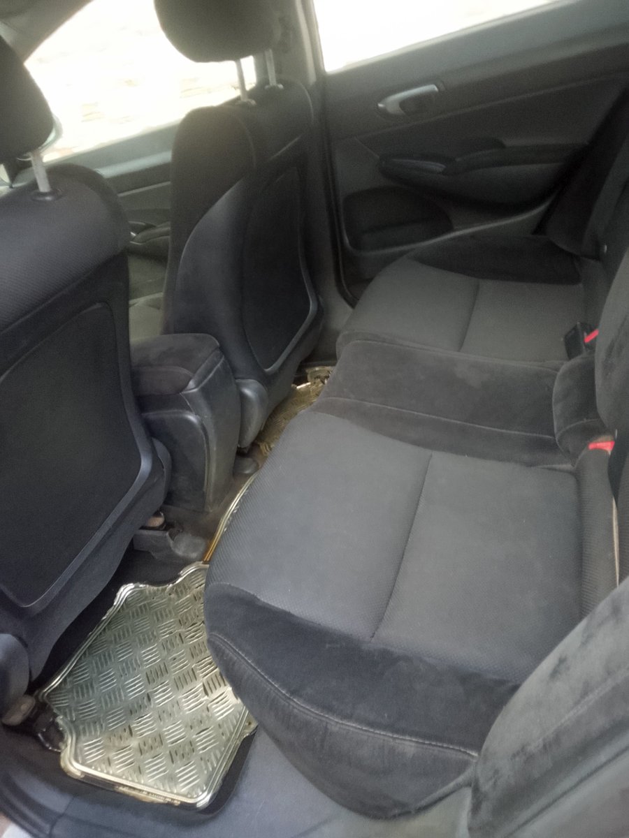 DepthJonathan's tweet photo. @_Tiga_b This 2010 honda civic is going for 3.7m. buy and drive. Wuse 2. https://t.co/xS3lCrGbUl
