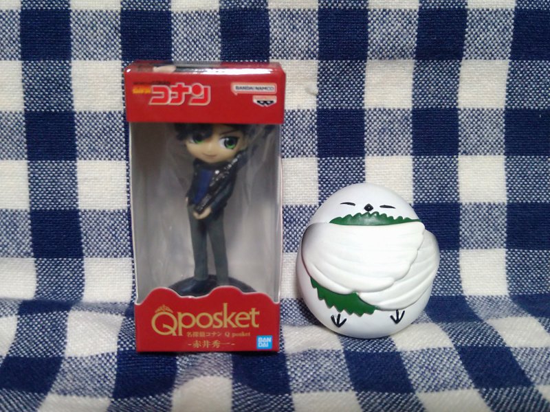 sn_flc's tweet photo. 本日のガチャ。なりきりシマエナガお寿司・え･･･んがわ？。商品名、どういうこと？　えんがわではない？　名探偵コナンQposketミニチュアコレクション・赤井秀一。パッケージのやつ可愛いよねー(*´ Д `*) https://t.co/3yNFZX6NFR