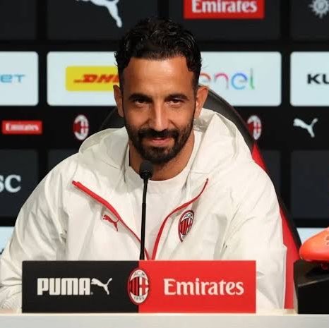 UTD_Seth001's tweet photo. 🚨Rúben Amorim on the difference between managing Manchester United and AC Milan:

🗣️ Reporter: “Rúben, having experienced both the Premier League and Serie A, what is the biggest difference between managing Manchester United and AC Milan?”

🗣️ Rúben Amorim: “They are both incredible clubs, but honestly, Manchester United is much more complex. The Premier League is relentless. Every week you face a different type of problem physical teams, technical teams, pressing teams and deep blocks. There is almost no easy game.

“In Italy, the tactical side is extremely demanding. You can spend the whole week preparing for one opponent because the details matter so much. But in England, the intensity and speed of the games make everything more difficult. You have to make decisions faster, and the physical level is incredibly high.

🗣️ Reporter: “We’ve seen you get two wins in your first two matches here at AC Milan, something you couldn’t do at Manchester United. What do you think is the reason for that?”

🗣️ Rúben Amorim: “I think it’s important not to compare situations too quickly. At United, I arrived in a very difficult moment and the team was going through a lot of changes. Here, I have inherited a different situation, with players already comfortable with the league and a squad that understands what we want to do.

“But I also learned a lot from Manchester. Those difficult moments made me a better coach. At Milan, I know I have to be patient, but I also know exactly what I want from the players.

“The Premier League gives you very little time to breathe. You can win one game and then immediately face another difficult opponent. The pressure is constant. Here, the challenge is different, but it is still a huge club with huge expectations.

“So yes, two wins from two is a good start, but I’m not going to celebrate too much after two games. The real test is maintaining that level when the pressure increases.”