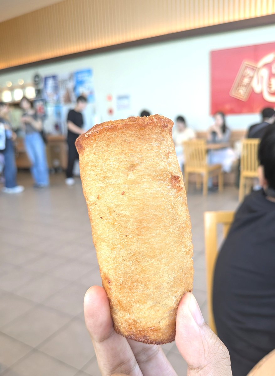 percell100's tweet photo. 北海道で食べておいしかったもの
(札幌、小樽 ）10点満点

□新千歳空港
KINOTOYA ソフト 7点
プロント ソフト 9点
ドライブインいとう豚丼  8点
弟子屈ラーメン 7点

□札幌
すみれ 味噌ラーメン  10点
さっぽろビール園 ガーデン 6点
ラーメン新 辛味噌ラーメン 8点
Donguri パン 9点
根室花まる 9点
夜パフェ さとう 7点
天馬 スープカレー 8点
オニヤンマ エスプレッソソフト 8点

□小樽
かま栄 パンロール 10点
たけだ ザンギ 7点
うに専門店世壱屋 うに5種食べ比べ 7点
北菓楼 ピスコット 9点
北勝庵 ニシンそば 7点
雪印アイス スノーロイヤル 9点

優勝 すみれ 味噌ラーメン🥇
準優勝 かま栄 パンロール🥈