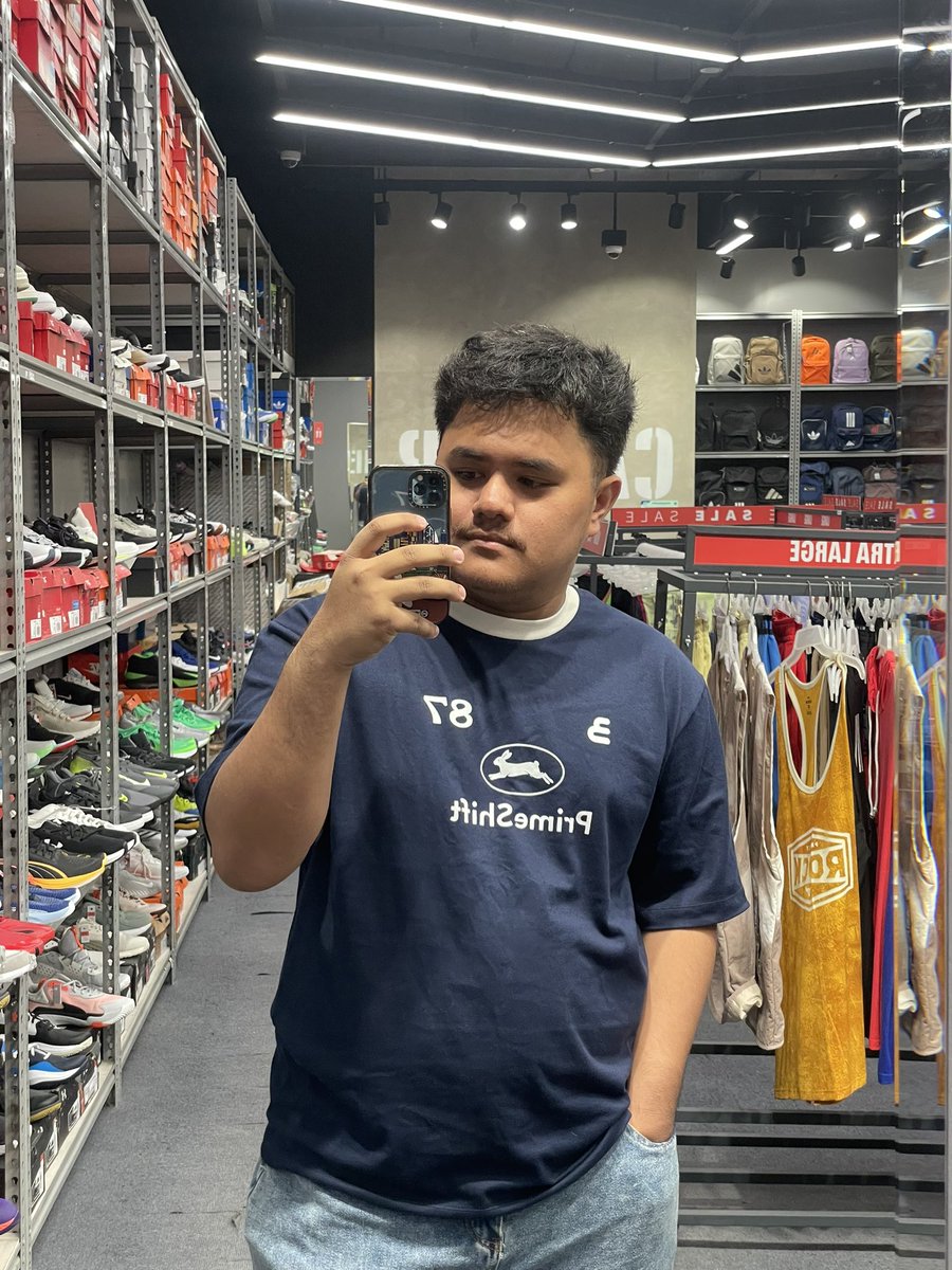 hexerav's tweet photo. rest dayz https://t.co/vRhVBQ0Bo8
