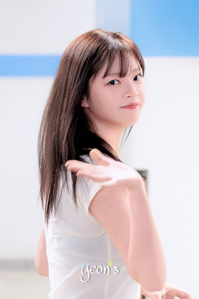 NAration0922's tweet photo. 20260824 정연

#JEONGYEON #ジョンヨン #유정연난잘지내
#TWICE #트와이스 #トゥワイス #정연 https://t.co/J5mkGl3A6t