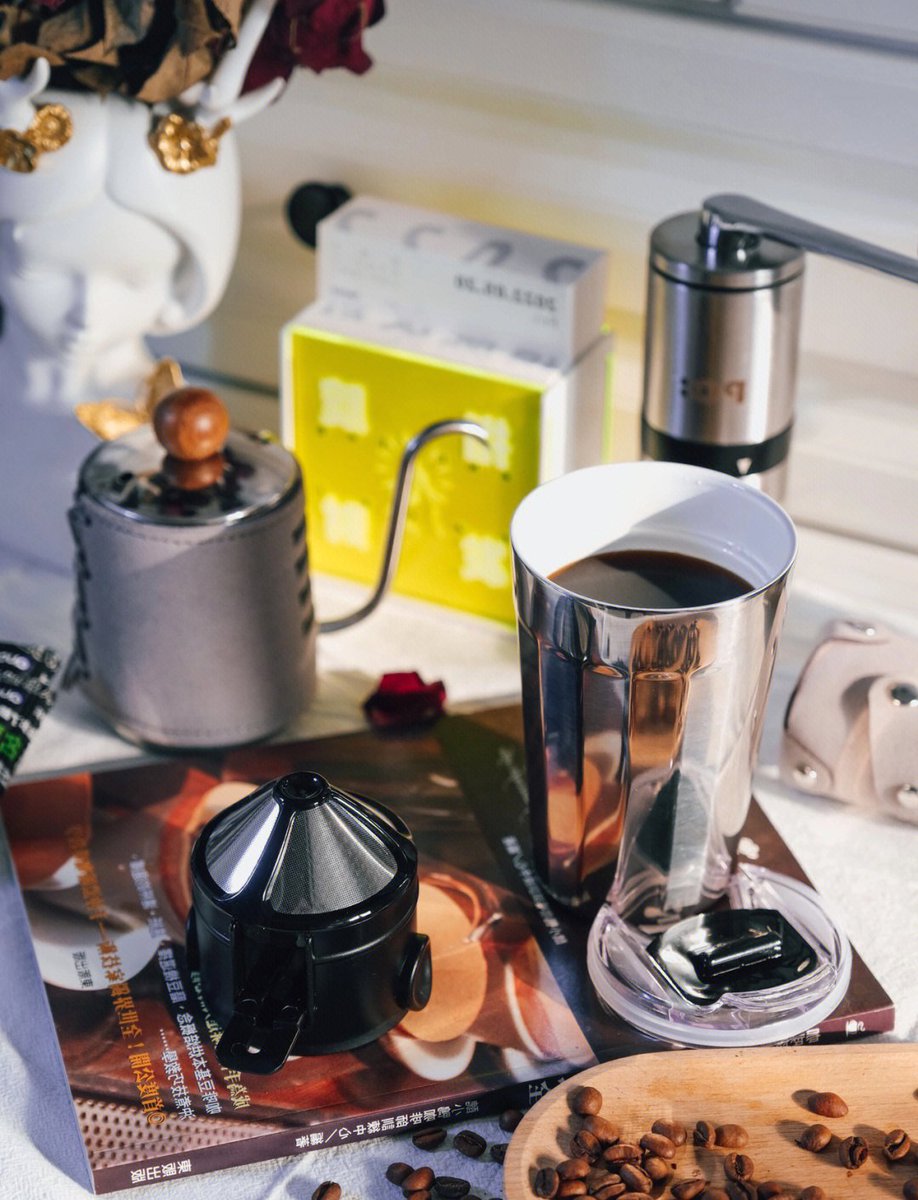 didie1002's tweet photo. Tried the new zero-waste coffee brewing kit this morning! No single-use pods, rich taste, and super compact—game changer for my busy mornings! https://t.co/Eltu8SLpFJ