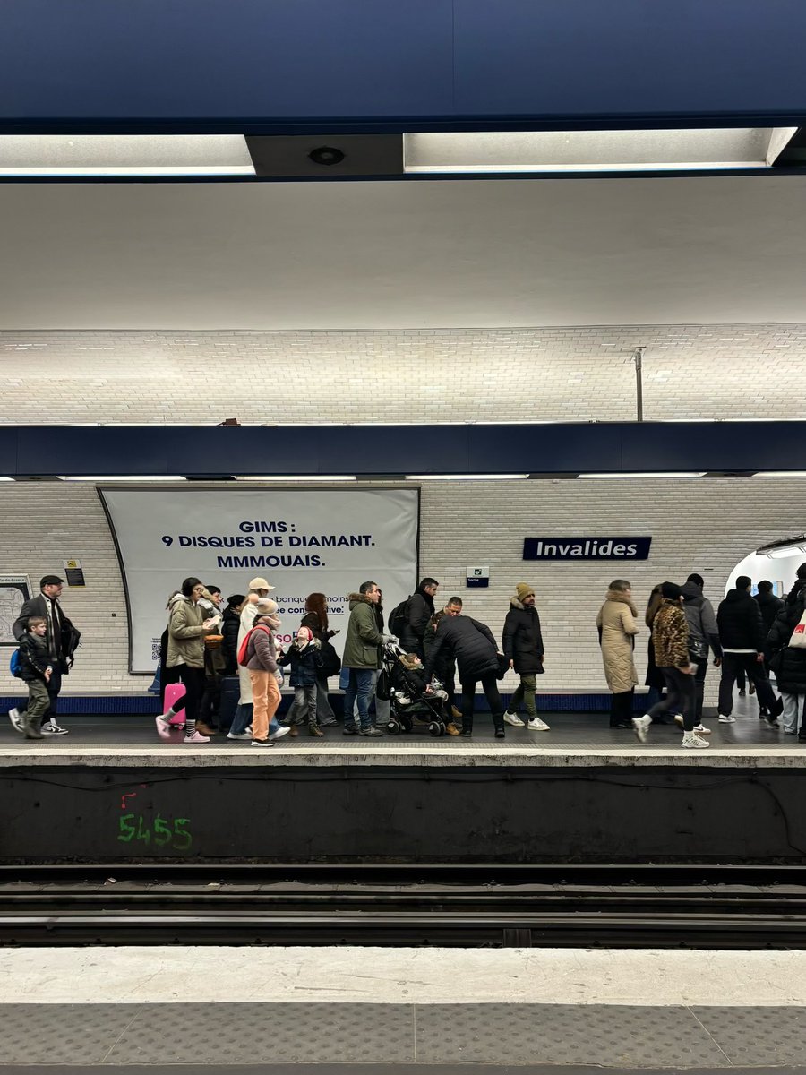 white__a's tweet photo. 禁断症状並みに旅行行きたすぎるので、インスタでとりあえず写真出していった気持ちになってる(😮‍💨❓)旅行好きな人みんなこんな感じになるよね、？ https://t.co/4An4S8HZhM