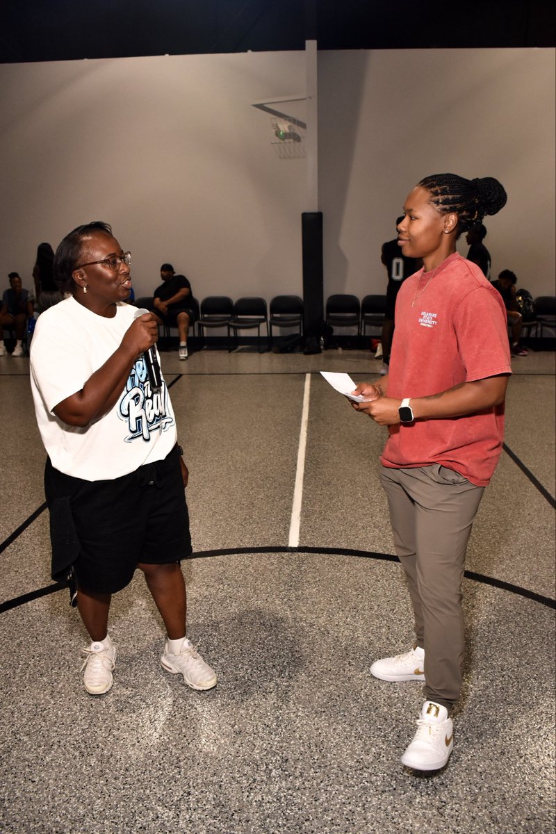 DelStateWBB's tweet photo. Thank you so much to Crossroad Christian Church in Dover for allowing us to come in and help out with their “Hoop There it is” Battle of the Ballers event! ! We had a great time and we are so grateful for the support from the church as well! 🩵❤️

#DareToBe https://t.co/fq0SYM3O21