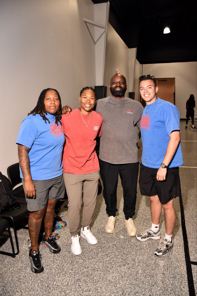 DelStateWBB's tweet photo. Thank you so much to Crossroad Christian Church in Dover for allowing us to come in and help out with their “Hoop There it is” Battle of the Ballers event! ! We had a great time and we are so grateful for the support from the church as well! 🩵❤️

#DareToBe https://t.co/fq0SYM3O21