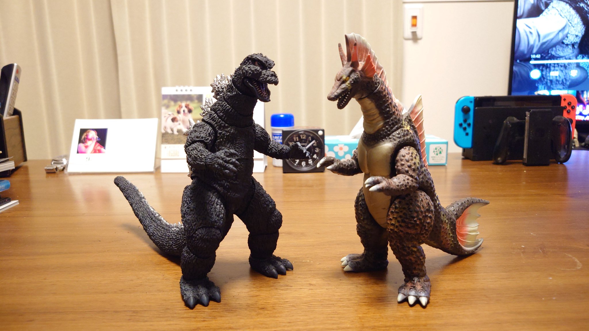 ようちゃ🍺🐈‍⬛🐢🦖 в X: „ゴジラ1975とムビモンのチタノザウルスを