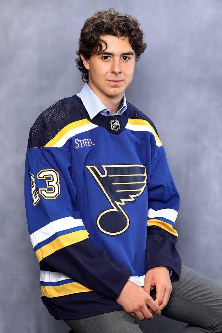 resilient333's tweet photo. And suffers...'suddenly'😪💔
*Matthew Mayich-21-Canada
*Arizona State University Hockey Player and St. Louis Blues prospect 
*August 20, 2026: Teammates say Matthew was fine one second, then collapsed on the ice without warning...🙏
*August 31, 2026: Tragically, Matthew remains hospitalized in critical condition and a coma at the Barrow Neurological Institute in Phoenix, Arizona, following a collapse due to Cardiac Arrest during an outdoor team workout session. 🙏
*🚨 Suspected Causes: "heat related illness"..."the instructor"... "the atypical and extreme 60 minute high intensity routine"..."the workout led by a former Green Beret and non-university employee"...
*"No other Arizona State hockey players were reported to have suffered heat-related illness or required hospitalization during the session."
*"Reports from The Athletic and other media outlets note that while the outdoor workout included other members of the ASU hockey team, Matthew Mayich was the only athlete who collapsed and was transported to the hospital by Tempe Fire Medical Rescue."
*There are 28 players listed on the Arizona State University men's ice hockey roster for the 2026–27 season as of August 2026.
*"Over the past 20 years, there has been one (1) documented instance of an Arizona State University (ASU) hockey player collapsing from a potential cardiac event during or immediately after an outdoor workout session- Matthew Mayich" (⁉️)
https://t.co/8poKPrKUSW