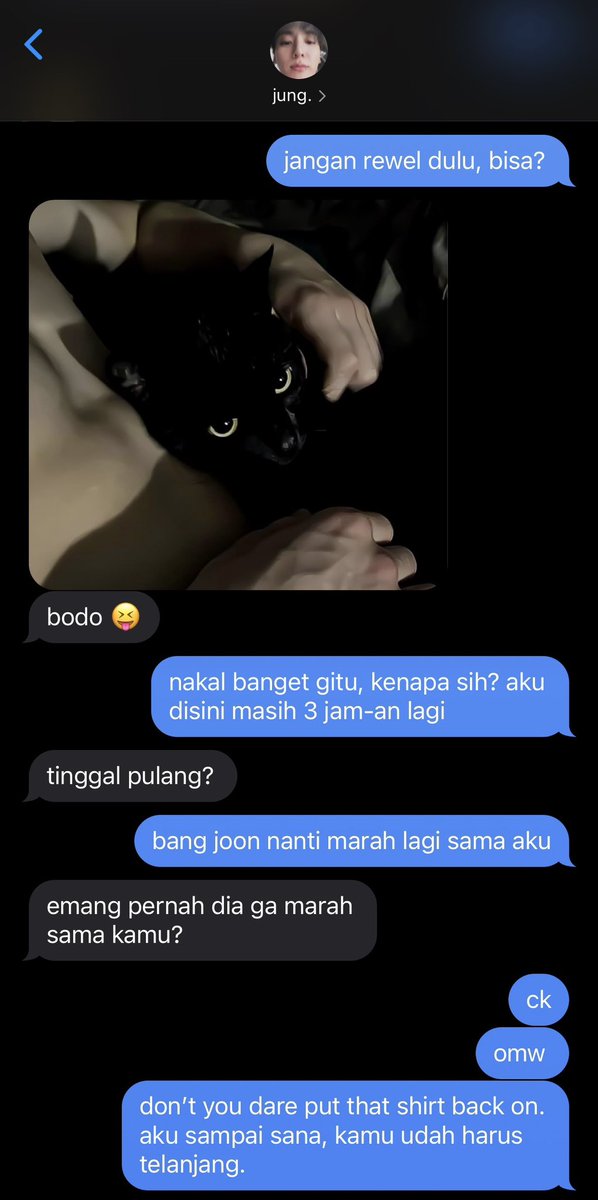 rangiegguk's tweet photo. taekook two tweets au

canon au ㅡ nakal 🔞 https://t.co/M3tCj6rQO3