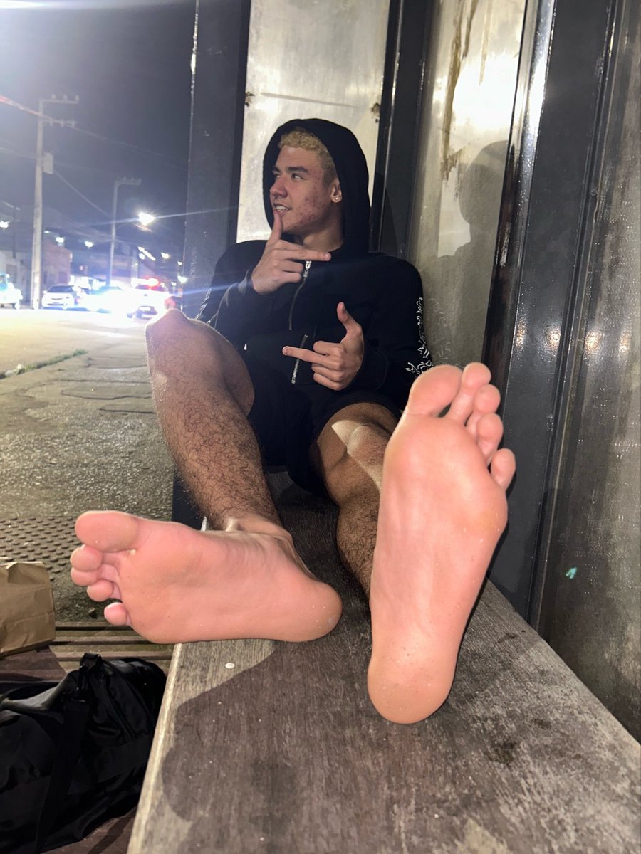 DomJonesMestre's tweet photo. Hj to afim de grana pra porra cola cmg 🤑
#findom #findomalpha #alpha #pé #PINTOSAWARDSㅤㅤ #PINTOAWARDㅤㅤㅤ #PINTOAWARDSㅤㅤ #pig #pigpay https://t.co/LF7T5fSKzJ