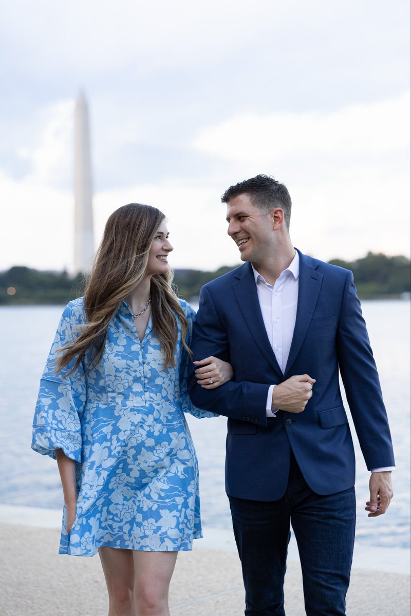 lindsey_kolb's tweet photo. Some personal news… 🤍💍 https://t.co/Pnv6n5q5Jt