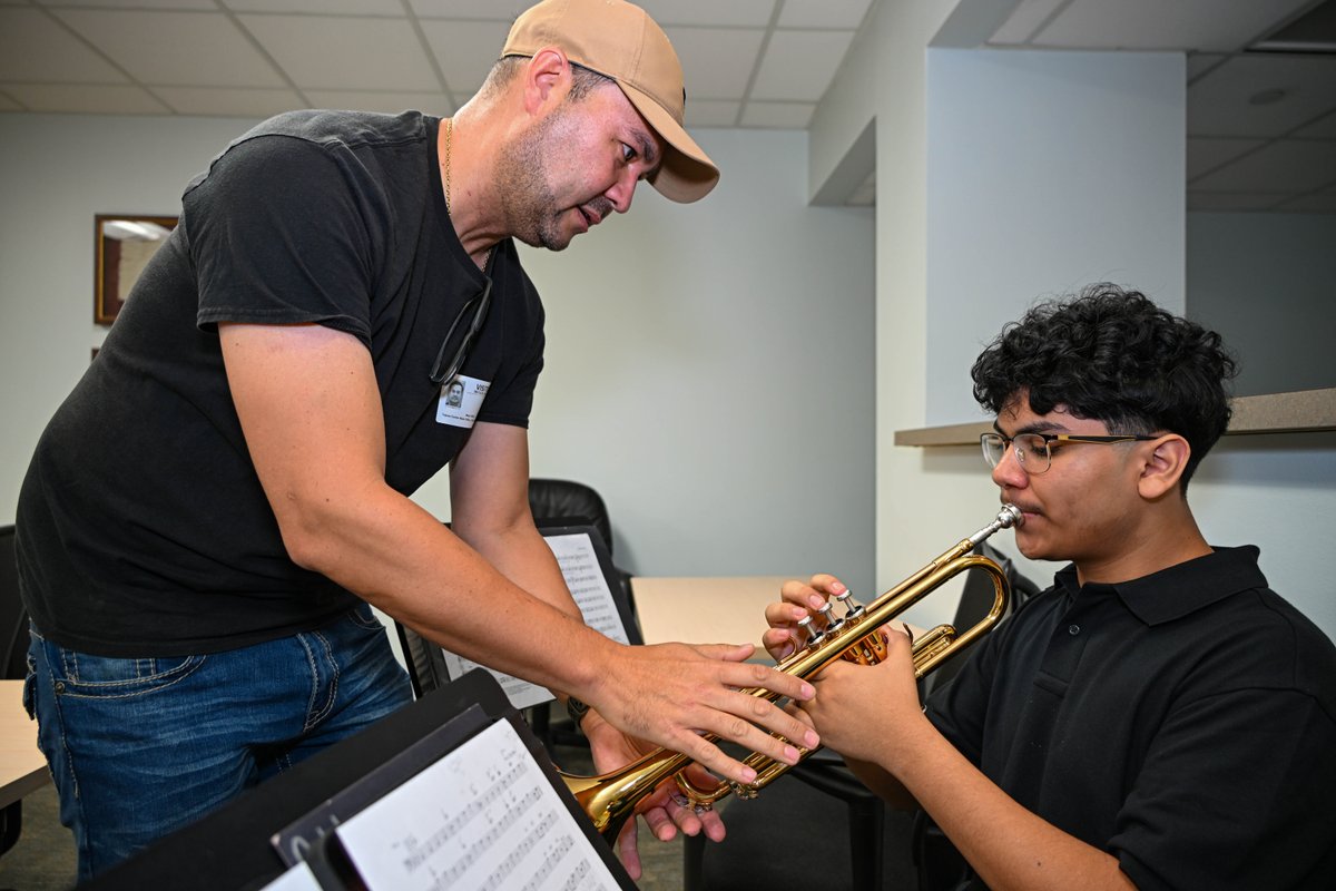 HCDEtx's tweet photo. Music is a passion for Ashton Garcia that has shaped who he is and a promise to his late mother. @hcde_case awarded @DiazMusicInst $80K of County Connections funding to provide at-risk youth with instruction, mentorship and college-readiness. https://t.co/vDJ5o4B3yX #SeetheImapct https://t.co/fUQ4AjEbbW