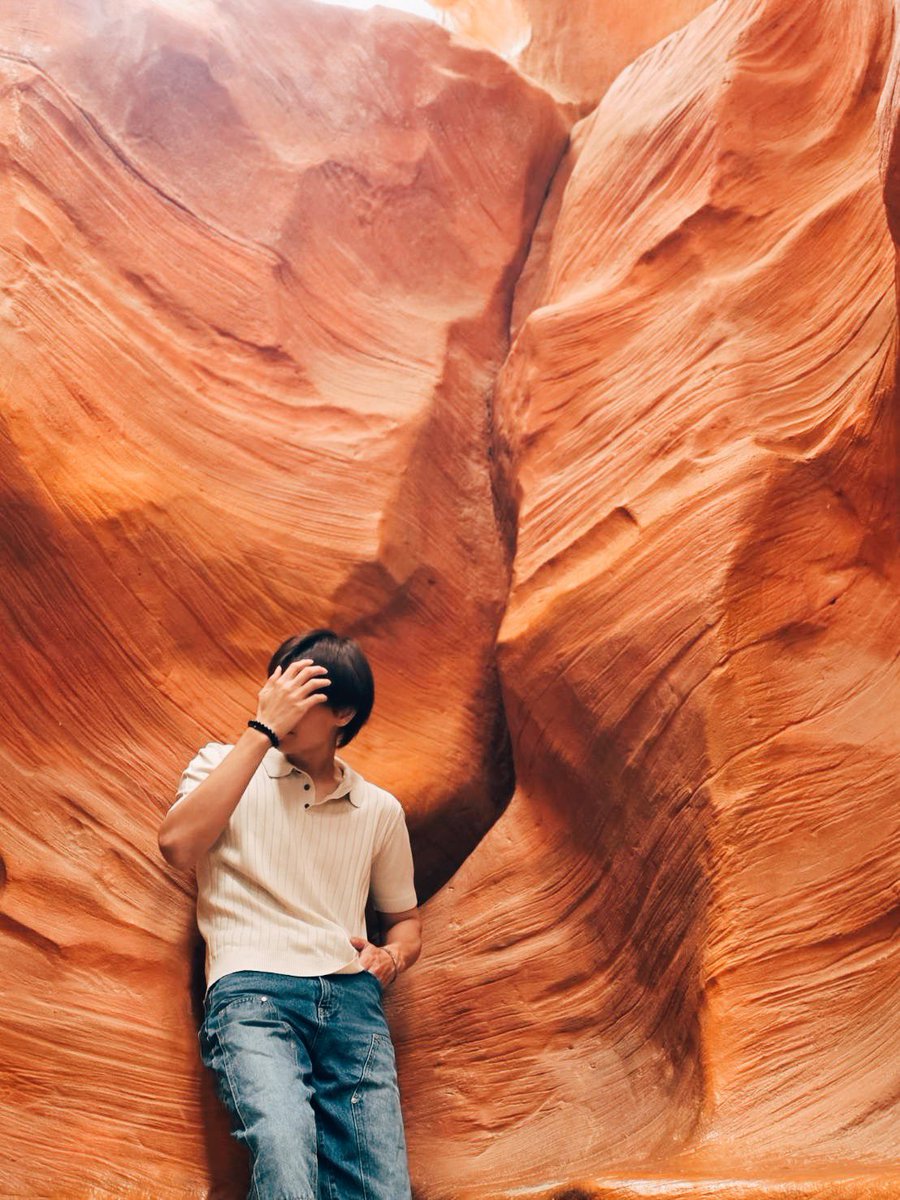 papangpt's tweet photo. 🧡🏜️✨🤍 https://t.co/wev2AwJyHx