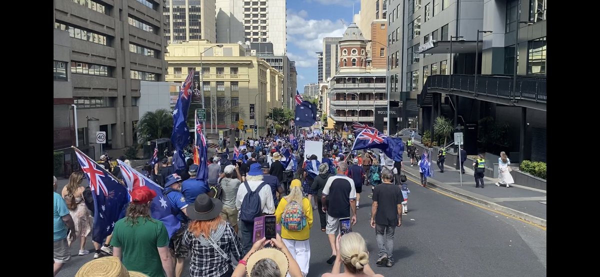ZIGGYBYZACH's tweet photo. Brisbane march and surrounds yesterday (shot on iPhone 1). https://t.co/Zl3eylBwyt