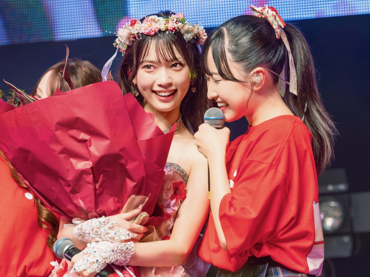 erisahigasiyama's tweet photo. みくるん、高嶺のなでしことして
一緒に活動してくれてありがとう🥹❤️

いつも親身になってそばにいてくれた
みくるん😖🫶

お姉さんなみくるんも、おふざけしてるときのみくるんも、あざといみくるんも全部大好き❕🥹💘

みくるんが決めた道が、幸せで溢れていますように😖🌸ずっと願ってます🥹

これからも大切な思い出忘れないよ😖💭🗝
#高嶺のなでしこ