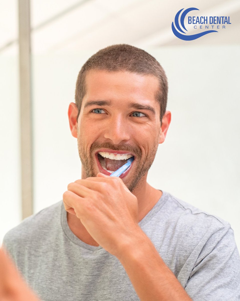 beach_center's tweet photo. Your toothbrush works hard for you. 𝐌𝐚𝐤𝐞 𝐬𝐮𝐫𝐞 𝐲𝐨𝐮’𝐫𝐞 𝐮𝐬𝐢𝐧𝐠 𝐢𝐭 𝐭𝐡𝐞 𝐫𝐢𝐠𝐡𝐭 𝐰𝐚𝐲.

Hold your toothbrush at a 45-degree angle toward the gumline and use gentle small circular motions instead of scrubbing back and forth.

https://t.co/Nd11kqgeOg

 #Dentist https://t.co/Lm5kLyTujb