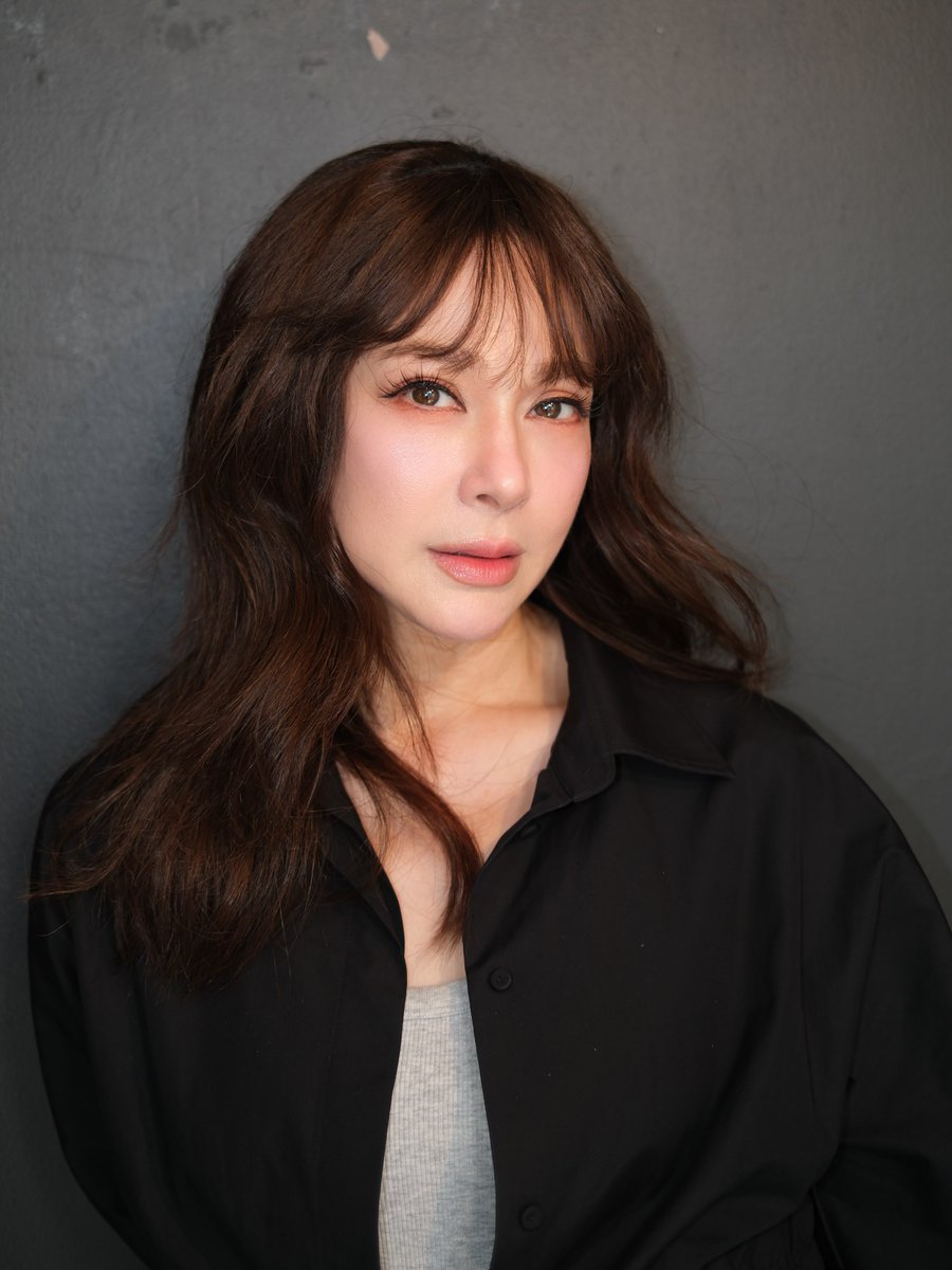earn_srr's tweet photo. ดิฉันขอเลือกตราย อยู่ไม่ไหวแล้ว พี่แหม่มสวยมาก  ได้โปรดทำผมหน้าม้าอีกนะคะ https://t.co/nKwn2Y4qYs