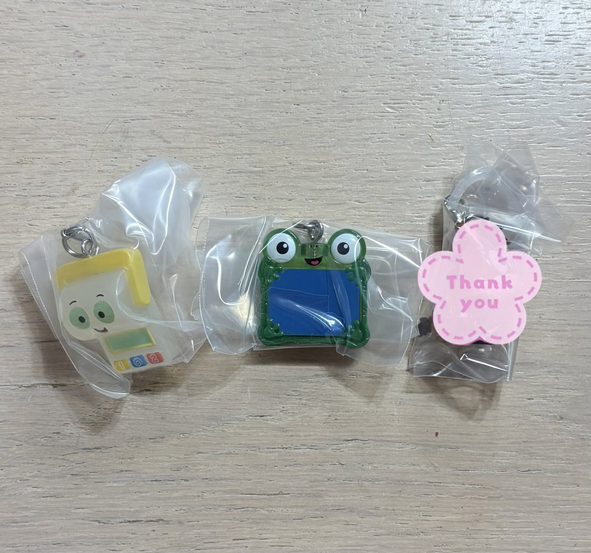 cherris_o8's tweet photo. ガチャガチャ めじるしアクセサリー チャーム 交換
トイストーリー バレエモチーフ ディズニー 

譲 画像1,2枚目

求 ディズニー関連 めじるしアクセサリー > その他ディズニー関連のガチャ等

📍固定ポスト︎︎︎︎︎︎☑︎
📮郵送のみ

お気軽にお声かけください🍀 https://t.co/4MdeTyf2f5