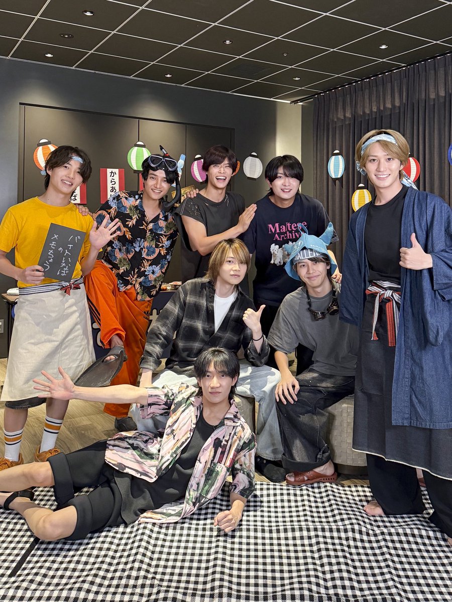 jr_official_X's tweet photo. B&amp;ZAIによるインスタライブ配信📡🙌🏻❤️‍🔥

夏祭り風にお送りした #バンザイデイ 、お楽しみいただけましたか💭

ご覧いただいた皆さま、ありがとうございました🌻🥽💨

#BandZAI
#橋本涼 #矢花黎 #今野大輝 #菅田琳寧 #本髙克樹 #鈴木悠仁 #川﨑星輝 #稲葉通陽 https://t.co/VYzMsgjSgT