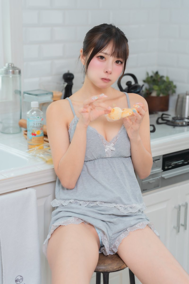 長生まよ🐱🌸さんのエロ画像、2026年08月31日21時30分35秒に投稿