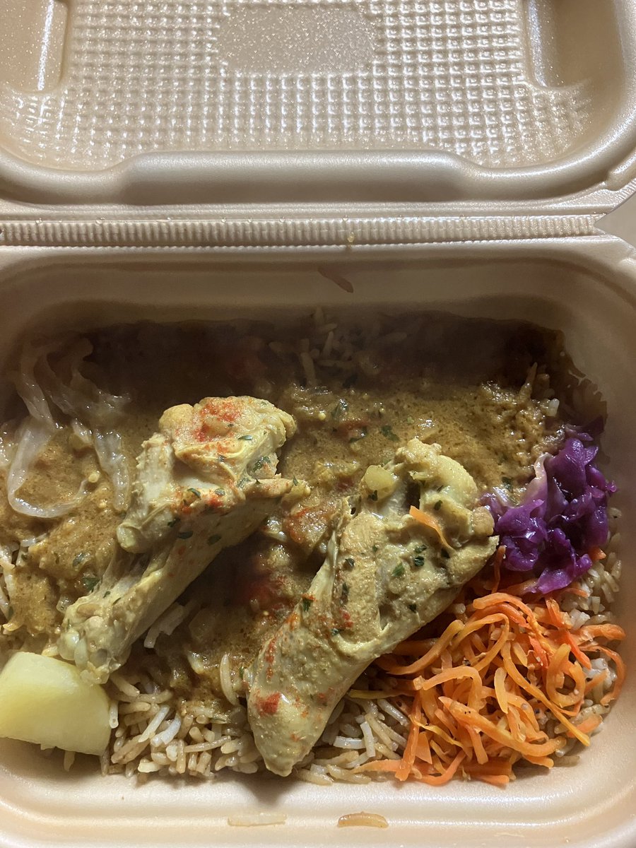 to_michael's tweet photo. セブンイレブンのビリヤニ。
ちょっと値段が高い気もせんではないけどまぁ美味かったな。
大阪ハラールレストランのビリヤニを食ってみたいなー。 https://t.co/laa2L3atqQ