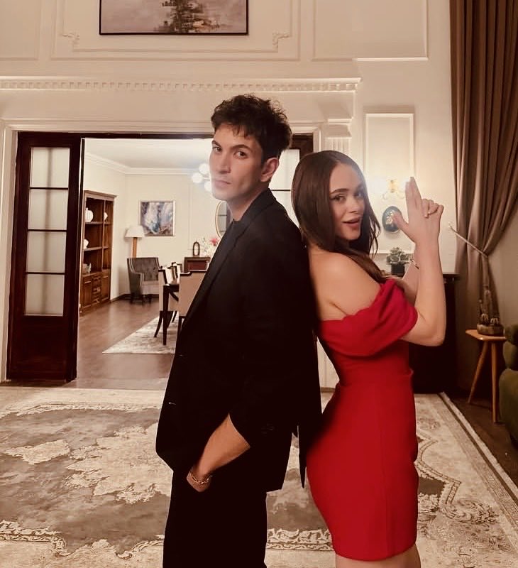 dipsiiz1kuyu's tweet photo. BONNİE &amp; CLYDE ❤️‍🔥 https://t.co/yLEkQPZbNS