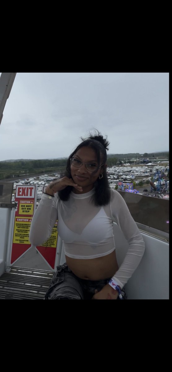 starneakyyy's tweet photo. such a soft angelic girl 🤍🥹 https://t.co/E5wgyvbBQA