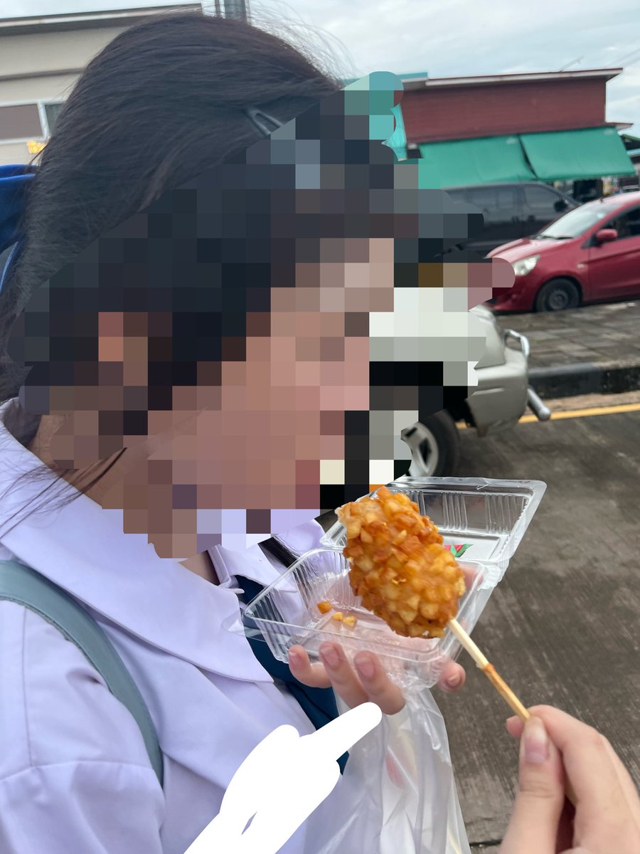May2351926's tweet photo. 2000 #บึงกาฬ https://t.co/Z3B6wT9via