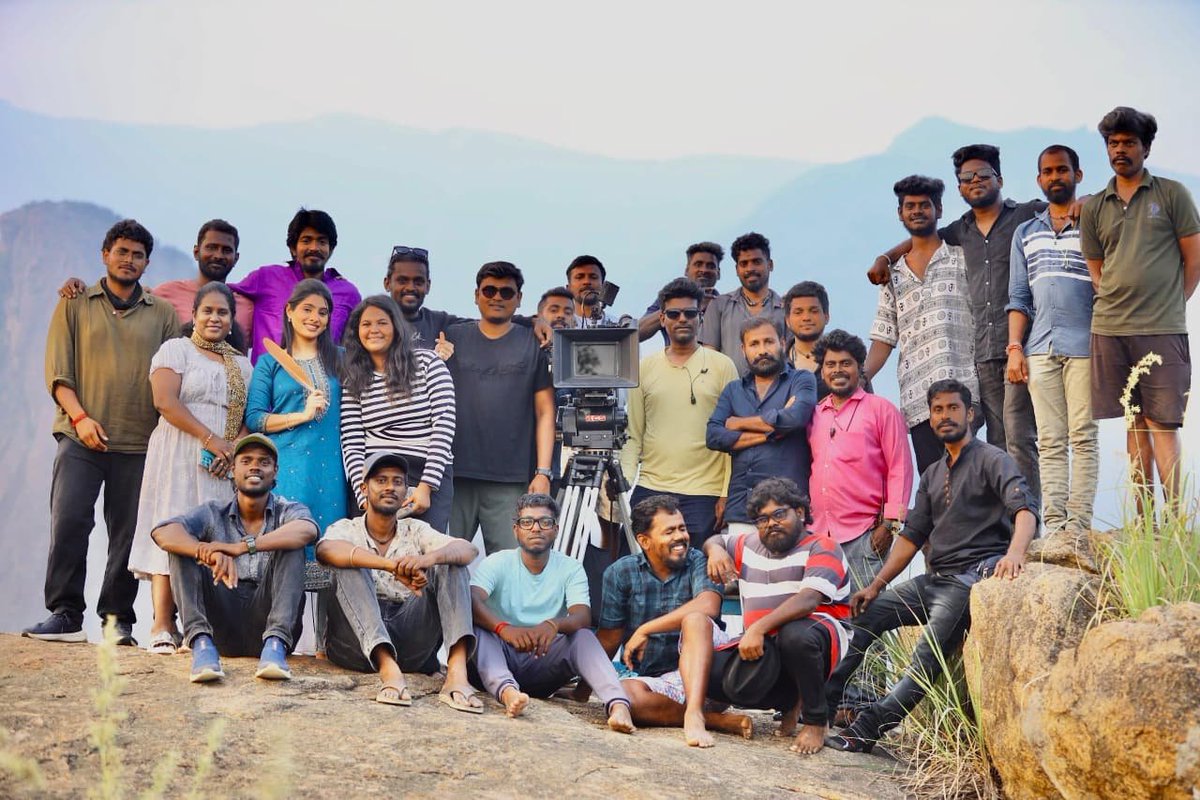 VjKavya18's tweet photo. A Musical Celebration in Sri Lanka!✨

The Audio &amp; Music of #NallaPadam was launched in Sri Lanka amidst love, excitement and celebrations! ❤️🎶

Production: @harish_cinemas
Producer: @alagu_pandiyan_
Directed by: @praburamje91306

⭐️ @Dr_Harish__A &amp; #Dhanalakshmi https://t.co/Ei9qUWqXmt
