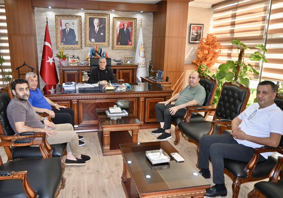 ibrahimgulMHP's tweet photo. İskenderun Ticaret ve Sanayi Odası Meclis Başkanı Sayın Zeki Altun, Yönetim Kurulu Başkan Yardımcısı Sayın Mahir Taner ve beraberindeki kıymetli misafirlerimizi belediyemizde ağırlamaktan büyük memnuniyet duydum. https://t.co/SsOilAubtH