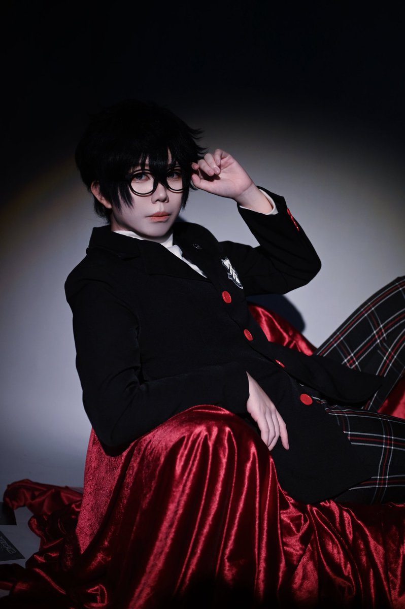 Saannize's tweet photo. Persona 5 / Ren Amamiya 🃏🎭

PTB: Yokiba.jpg

Finally my proudest cosplay photo shoots ever 😭🙏✨

#persona5 #persona5cosplay #ペルソナ5 #ペルソナ5コスプレ #雨宮蓮 https://t.co/ws2bqSszaM