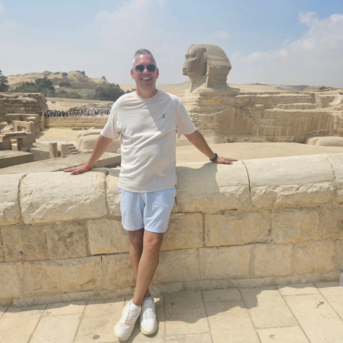 RonTolomeo's tweet photo. What a wonderful day in Cairo, highlighted by the Pyramids of Giza, one of the Seven Wonders of the World, and of course the Sphinx. Many thanks to Dutch Hurghada Travel for organizing this trip and unforgettable day. https://t.co/3z4l9NNXIx
